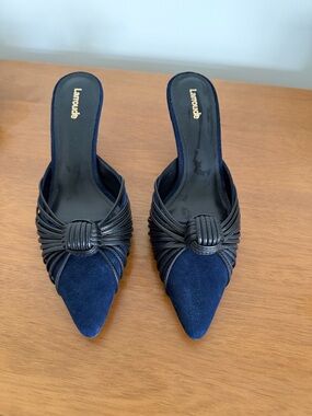 Larroude Mini Valerie Pump